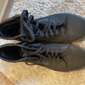 High too black vans. Slightly worn. Size 11.5